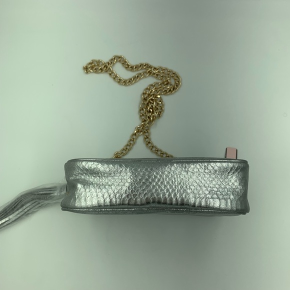 Victoria secret metallic crossbody - Picture 7 of 7